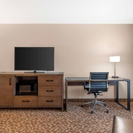 Best Western Plus Mill Creek Inn Салем Екстериор снимка