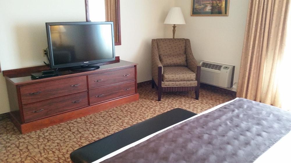 Best Western Plus Mill Creek Inn Салем Екстериор снимка