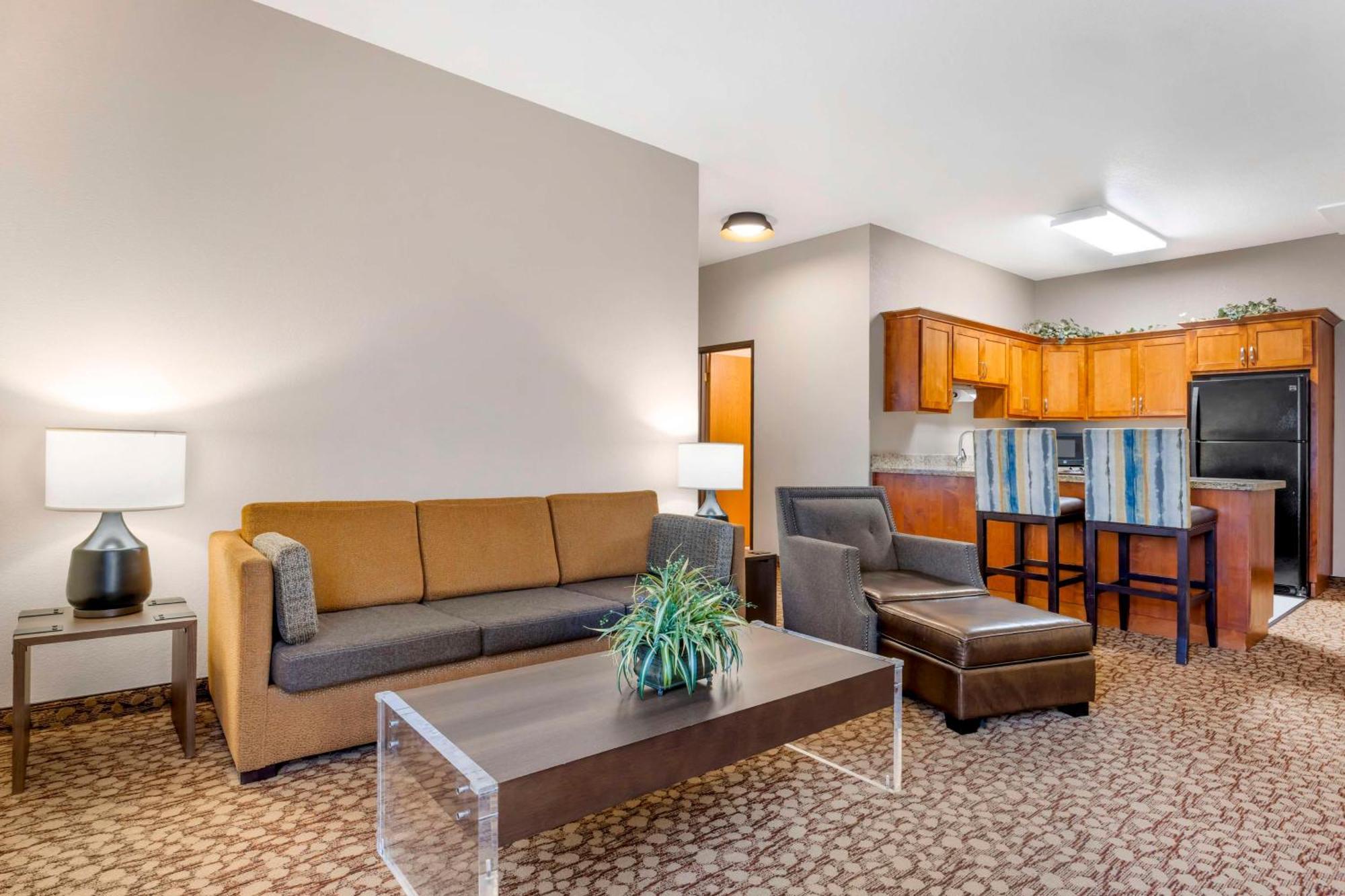 Best Western Plus Mill Creek Inn Салем Екстериор снимка