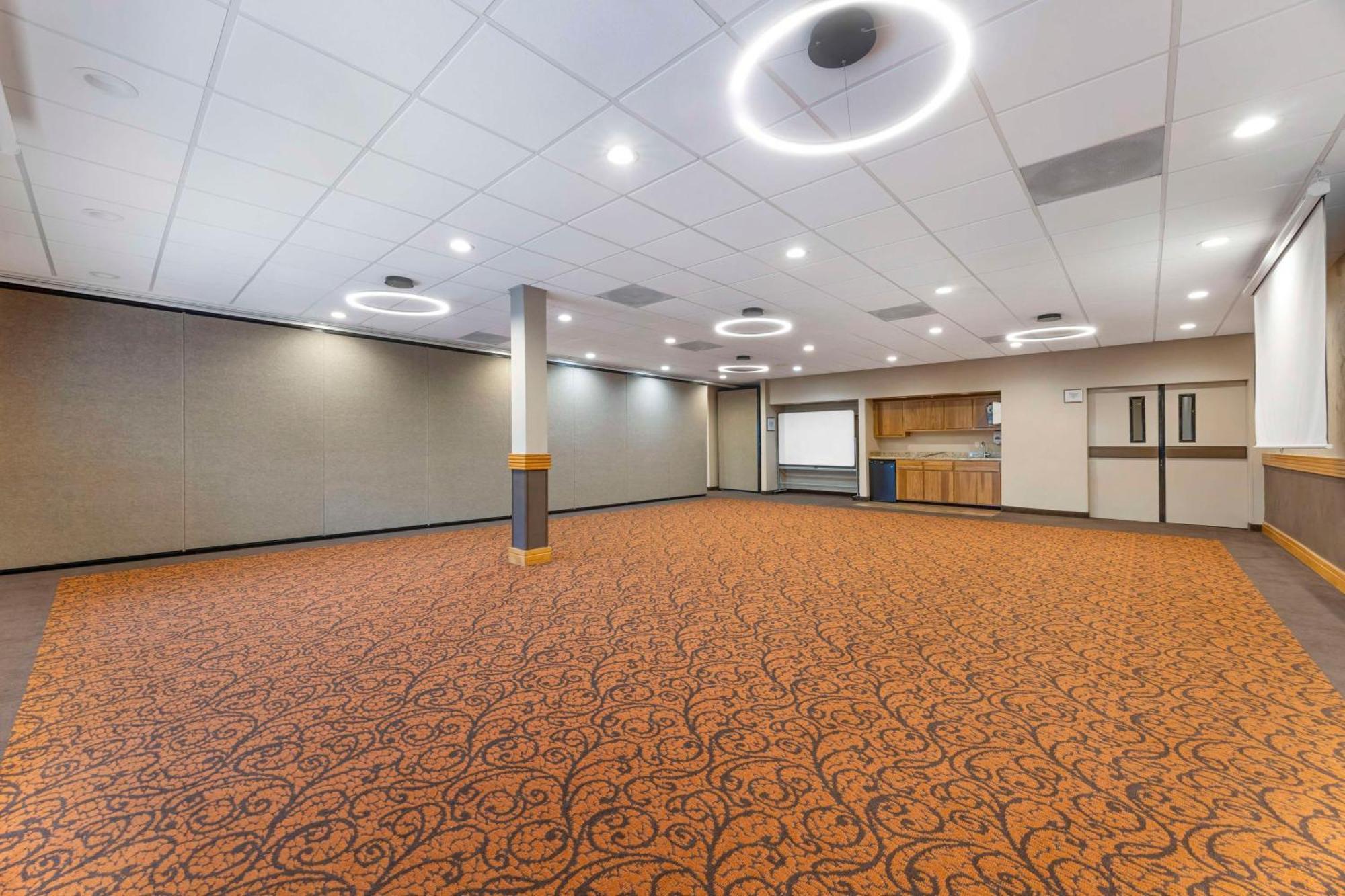 Best Western Plus Mill Creek Inn Салем Екстериор снимка